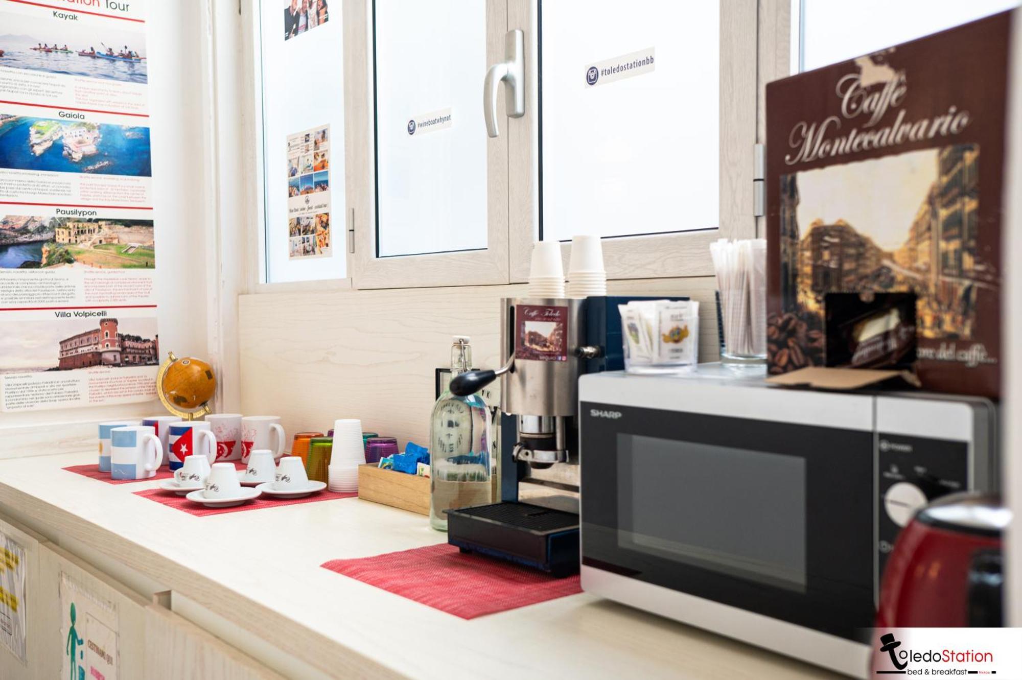 Toledostation B&B Napoli Eksteriør billede